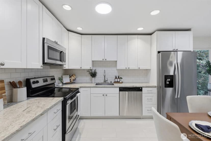 Property photo for 1900 N Northgate Way #1932, Seattle photo 5