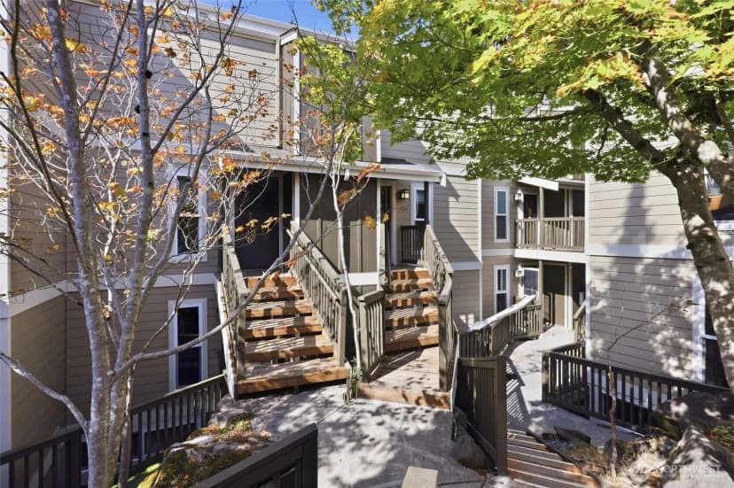 Property photo for 1900 N Northgate Way #1932, Seattle photo 23