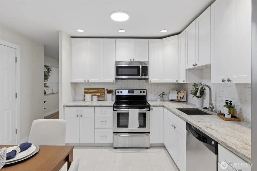 Property photo for 1900 N Northgate Way #1932, Seattle photo 4