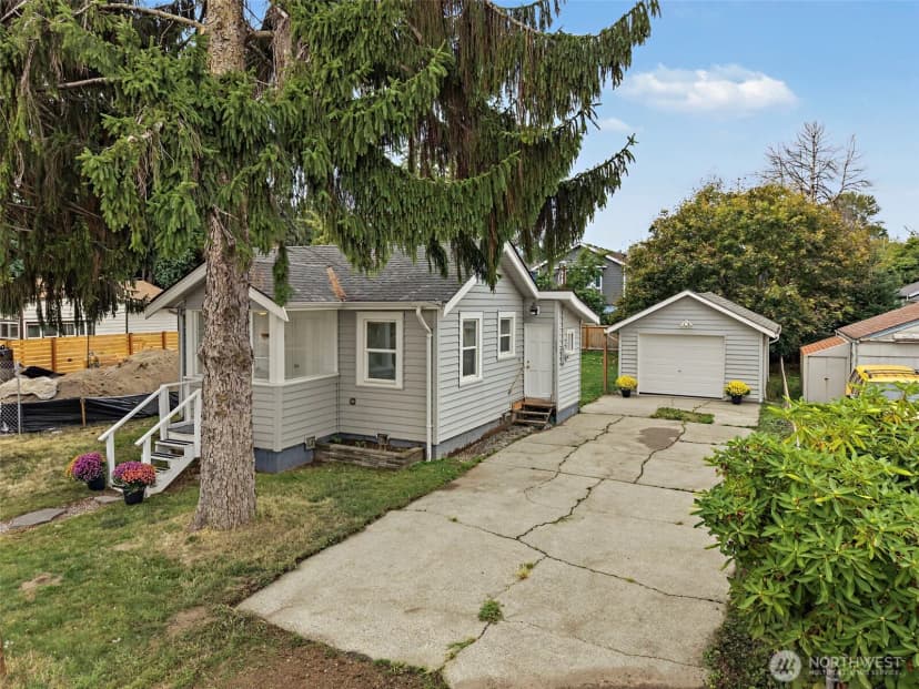 Property photo for 12205 44th Avenue S, Tukwila photo 26