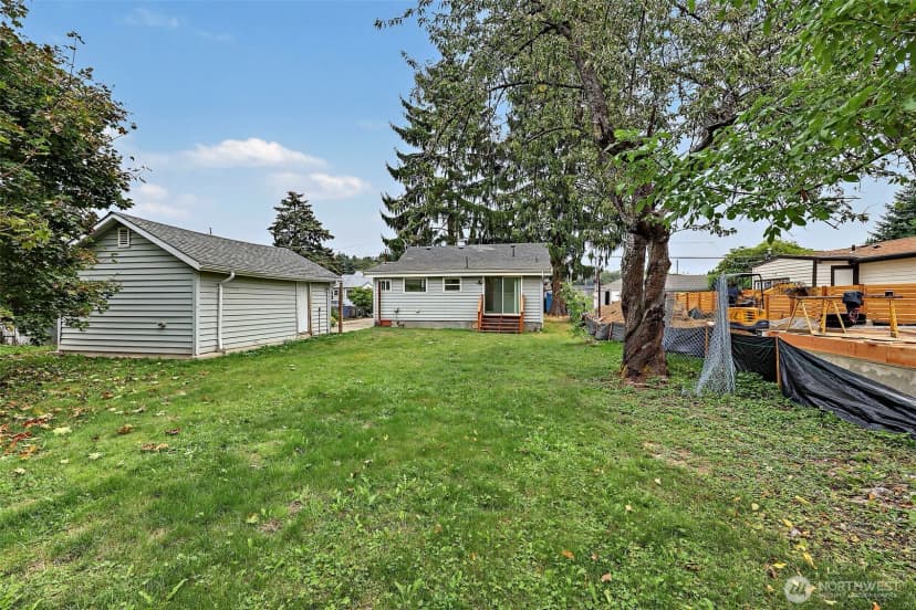 Property photo for 12205 44th Avenue S, Tukwila photo 20