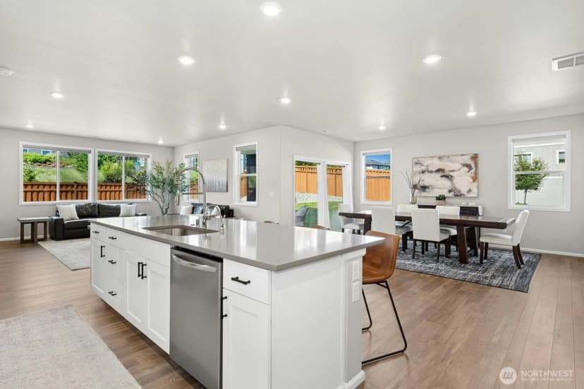 Property photo for 19130 129th Street E, Bonney Lake photo 8