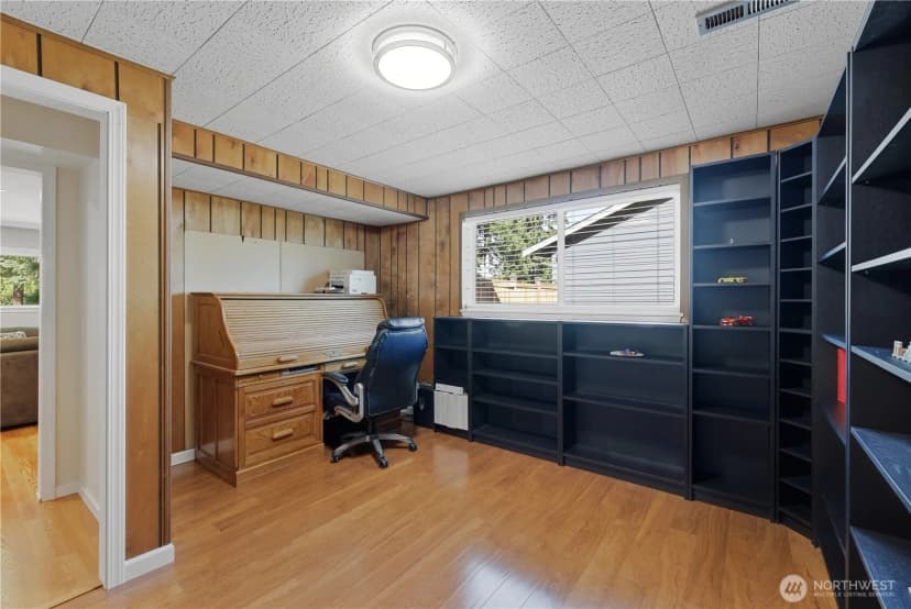 Property photo for 4941 125 Avenue Se, Bellevue photo 23