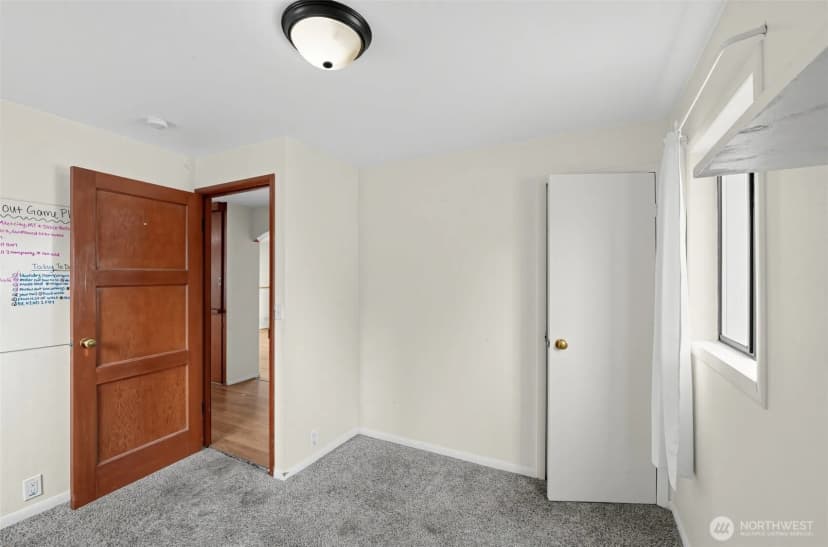 Property photo for 1370 Ne Vena Avenue, Bremerton photo 18