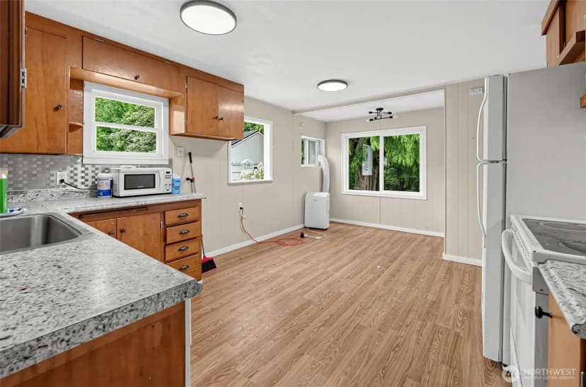 Property photo for 1370 Ne Vena Avenue, Bremerton photo 11