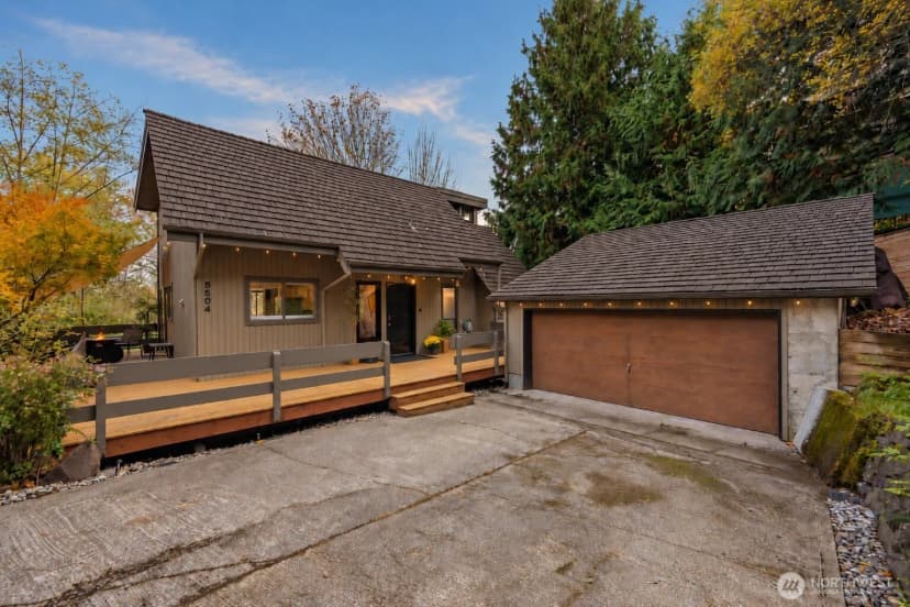 Property photo for 5504 Ne 190th Street, Kenmore