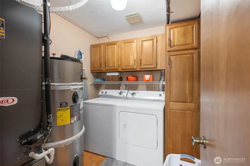 Property photo for 5504 Ne 190th Street, Kenmore photo 31