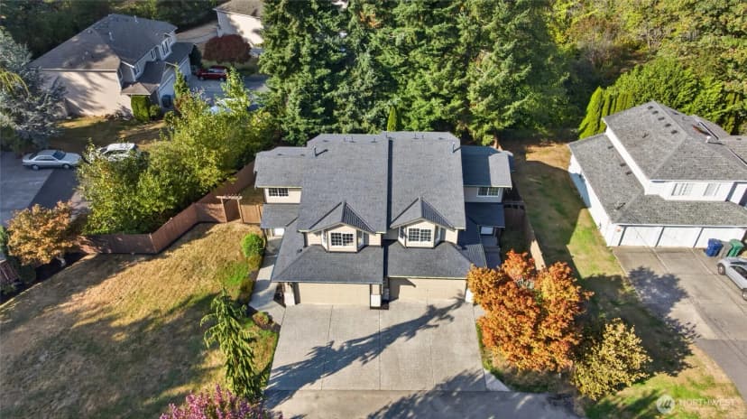 Property photo for 14430 40th Avenue W, Lynnwood photo 2