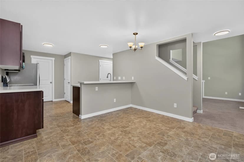 Property photo for 14430 40th Avenue W, Lynnwood photo 9