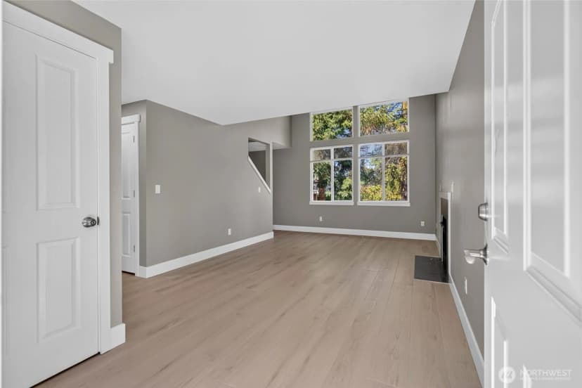 Property photo for 14430 40th Avenue W, Lynnwood photo 25