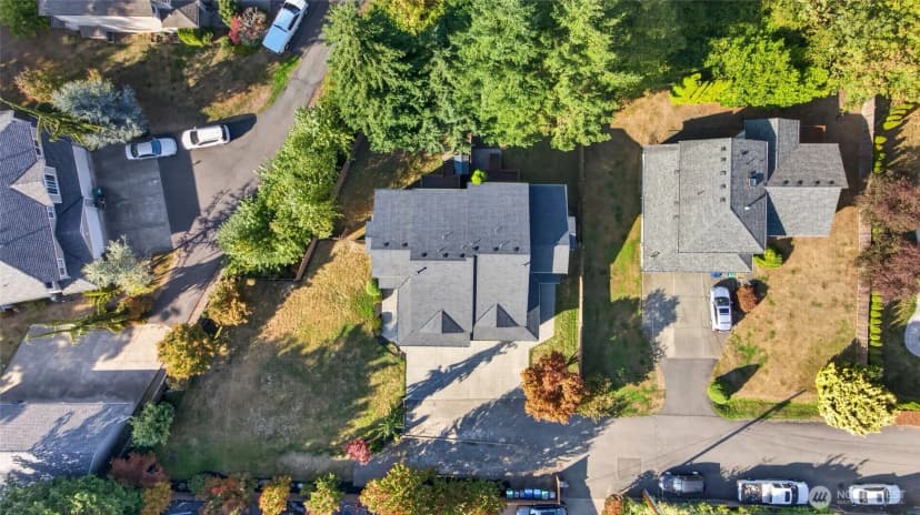 Property photo for 14430 40th Avenue W, Lynnwood photo 3