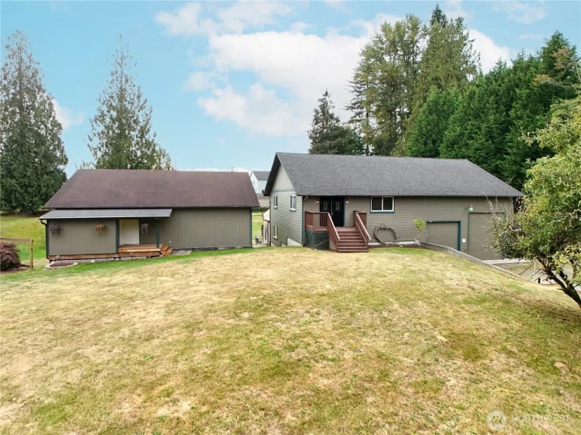 Property photo for 12120 7th Place Se, Lake Stevens photo 2