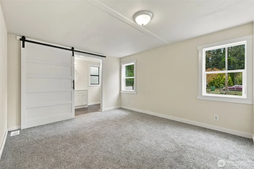 Property photo for 17233 119th Place Ne, Arlington photo 8