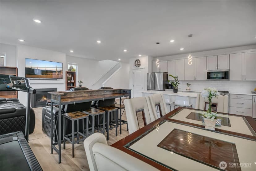 Property photo for 27226 107th Place Se, Kent photo 15