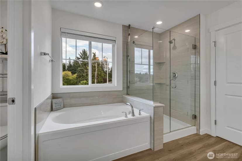 Property photo for 27226 107th Place Se, Kent photo 24