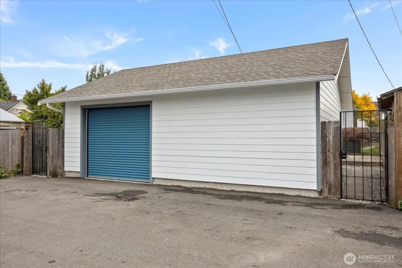 Property photo for 1426 Lombard Avenue, Everett photo 3