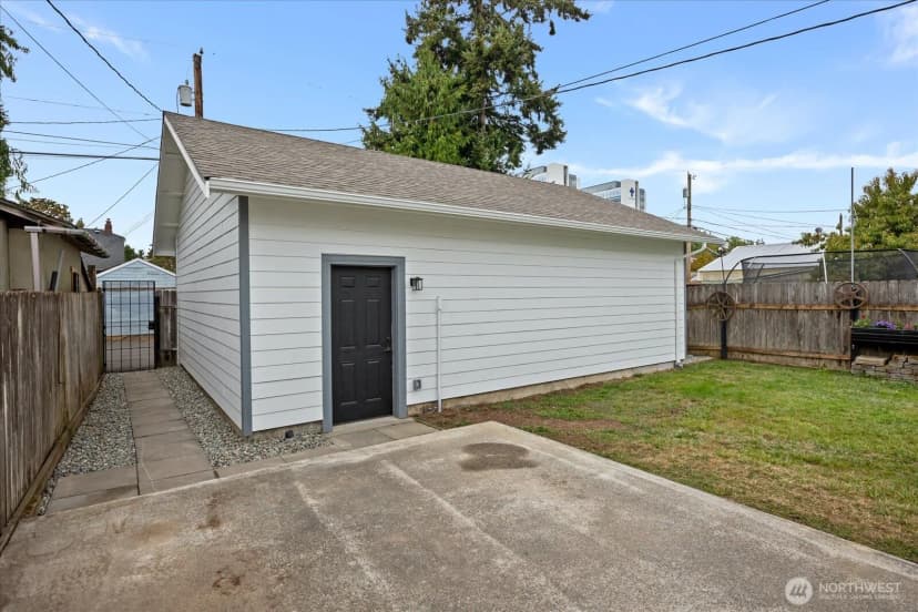 Property photo for 1426 Lombard Avenue, Everett photo 33