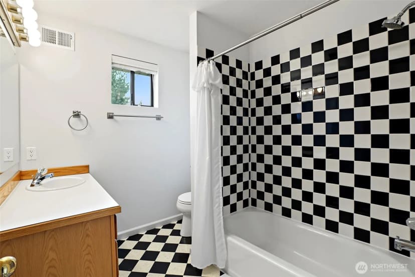 Property photo for 1202 33rd Street Se, Auburn photo 22