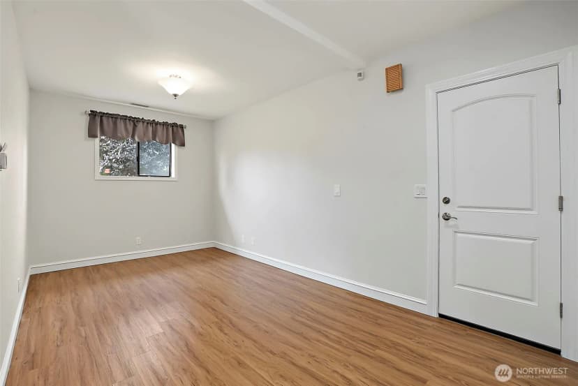 Property photo for 1202 33rd Street Se, Auburn photo 16