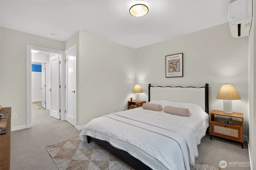 Property photo for 820 Ne 63rd Street, Seattle photo 18
