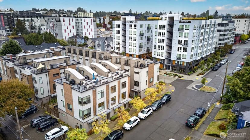 Property photo for 820 Ne 63rd Street, Seattle photo 30
