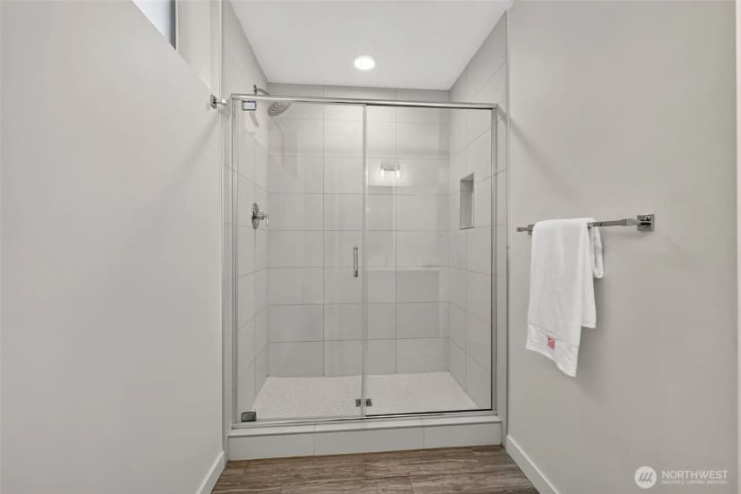 Property photo for 820 Ne 63rd Street, Seattle photo 24