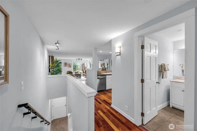 Property photo for 2230 Yale Avenue E #c, Seattle photo 3