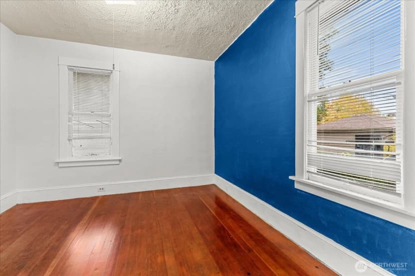 Property photo for 108 Ne 61st Street, Seattle photo 17