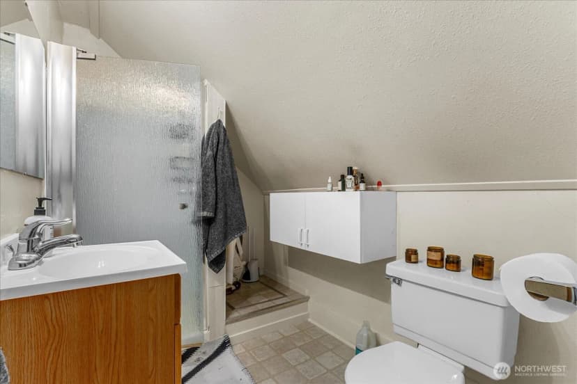 Property photo for 108 Ne 61st Street, Seattle photo 30