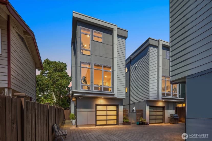 Property photo for 2450 Nw 61st Street, Seattle
