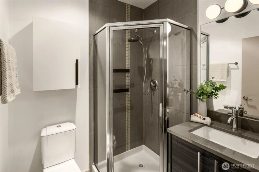 Property photo for 2450 Nw 61st Street, Seattle photo 19