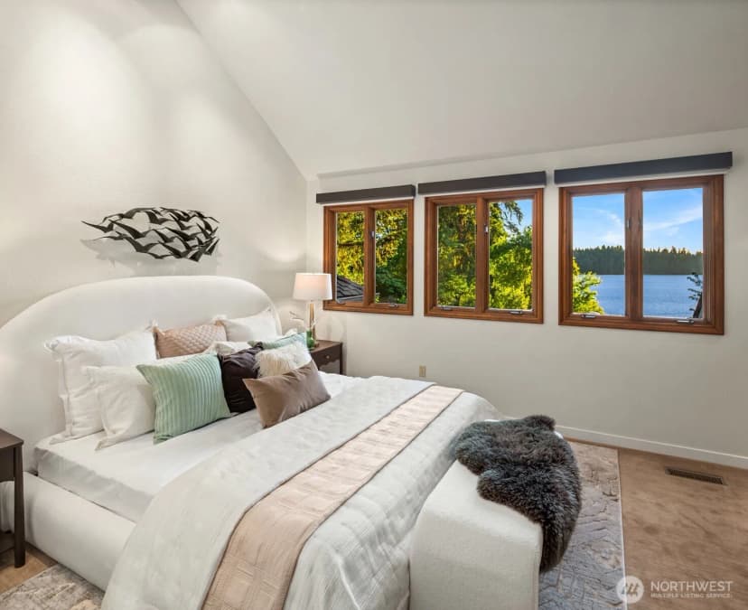 Property photo for 4889 Forest Avenue Se, Mercer Island photo 16