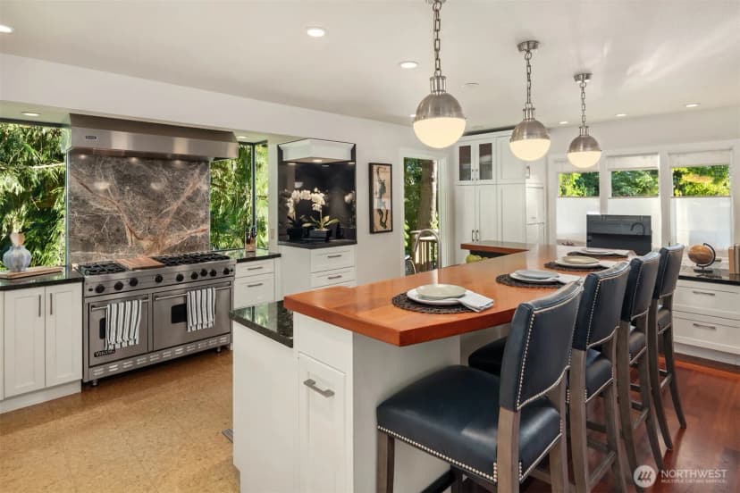 Property photo for 4889 Forest Avenue Se, Mercer Island photo 9