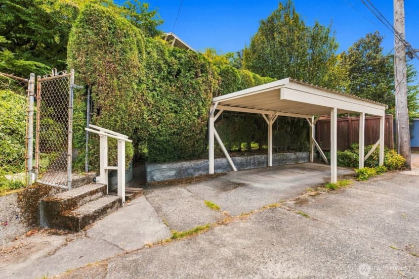 Property photo for 721 21st Avenue E, Seattle photo 35
