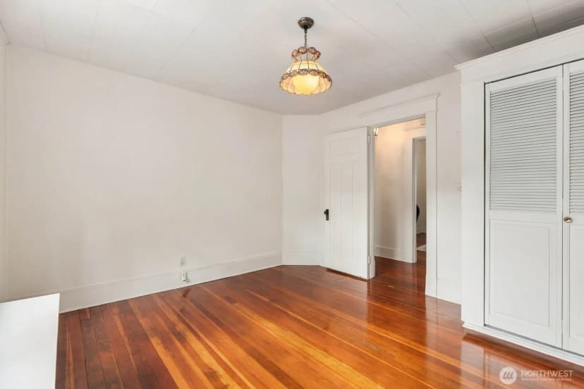 Property photo for 721 21st Avenue E, Seattle photo 23