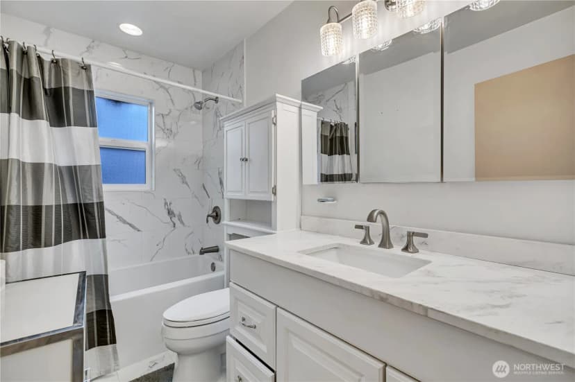 Property photo for 1533 Ne 166th Street, Shoreline photo 19