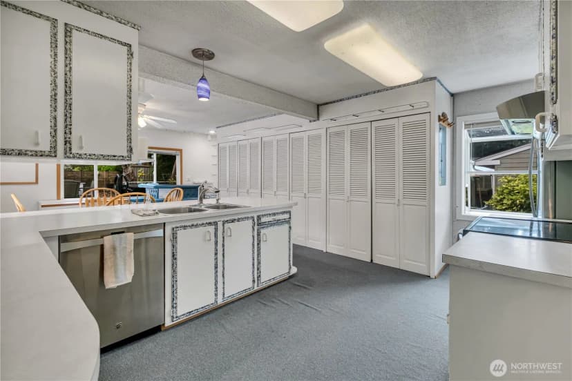 Property photo for 1533 Ne 166th Street, Shoreline photo 10
