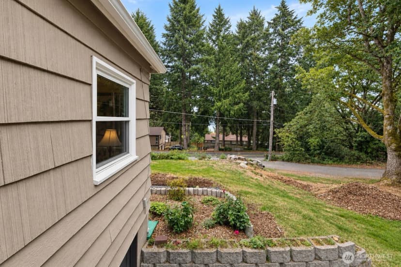 Property photo for 5901 Oceanview Boulevard Ne, Bremerton photo 25