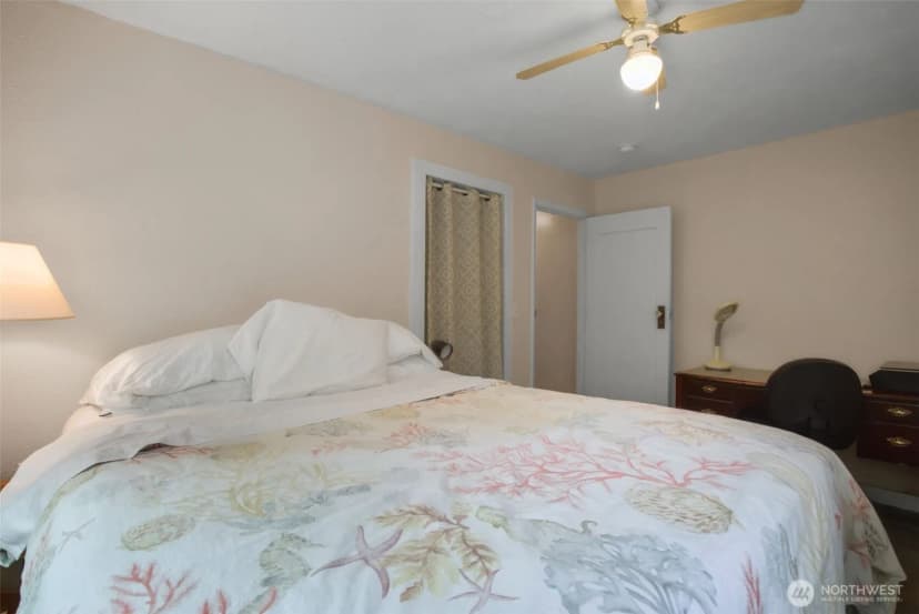 Property photo for 5901 Oceanview Boulevard Ne, Bremerton photo 23