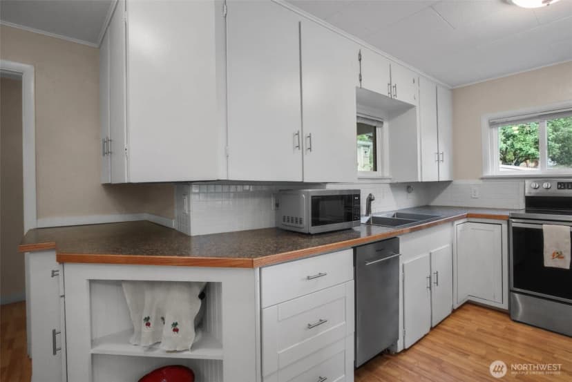 Property photo for 5901 Oceanview Boulevard Ne, Bremerton photo 17
