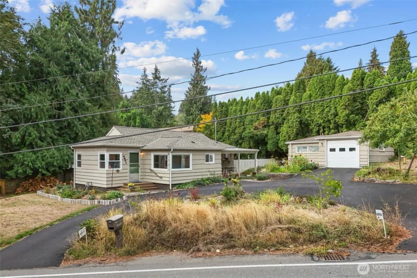 Property photo for 5901 Oceanview Boulevard Ne, Bremerton