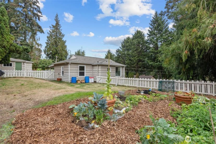 Property photo for 5901 Oceanview Boulevard Ne, Bremerton photo 35