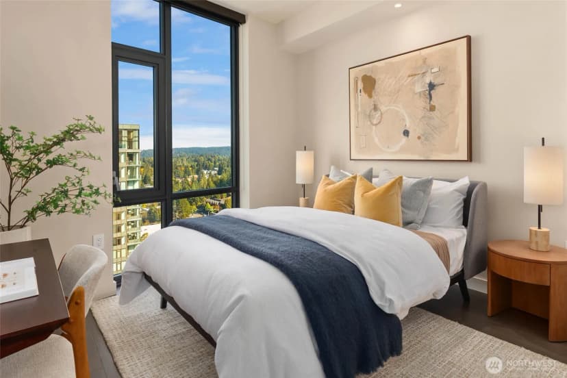 Property photo for 889 Avenue Square Ne #1703, Bellevue photo 6