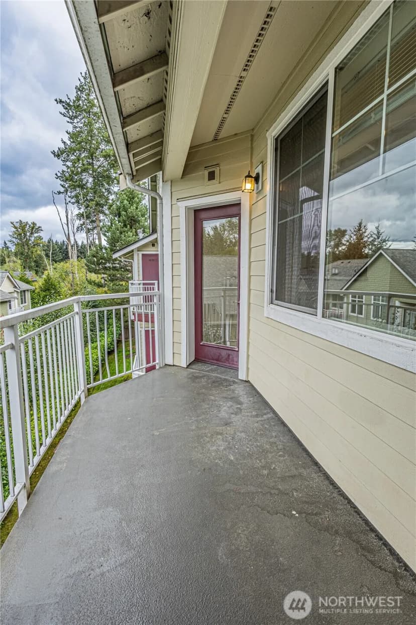 Property photo for 13000 Admiralty Way #c302, Everett photo 20