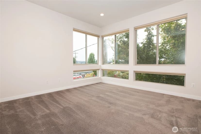 Property photo for 6722 15th Avenue W, Seattle photo 13