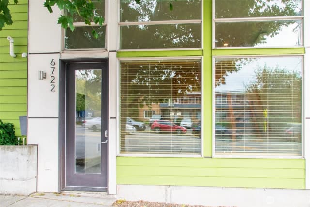 Property photo for 6722 15th Avenue W, Seattle photo 2