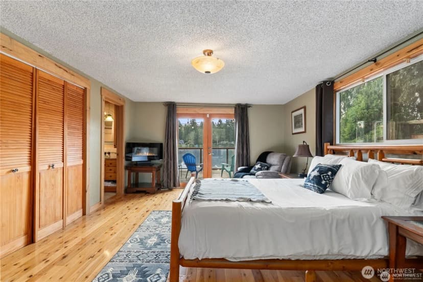 Property photo for 32217 Whitman Lake Drive, Graham photo 17