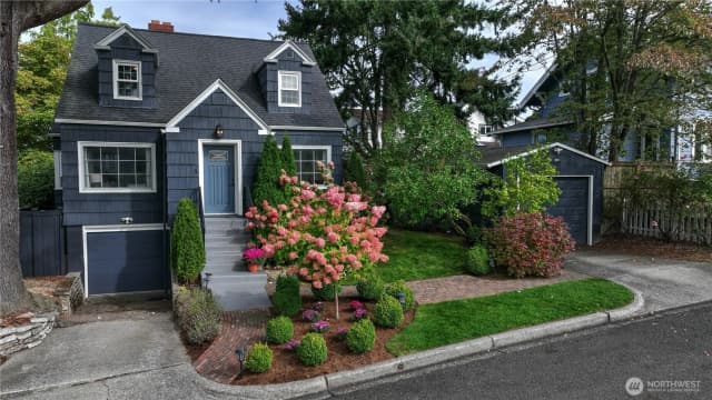 Property photo for 3911 N 8th Street, Tacoma photo 2