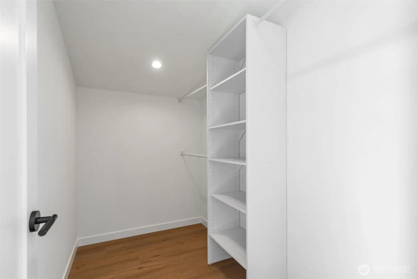 Property photo for 127 N 136th Street, Seattle photo 28