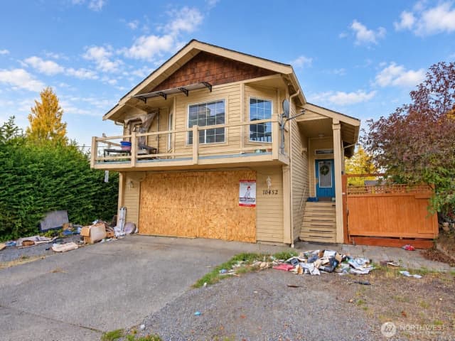 Property photo for 10452 12th Avenue Sw, Seattle